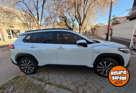 Autos - Toyota Corolla Cross 2022 Electrico / Hibrido 78000Km - En Venta