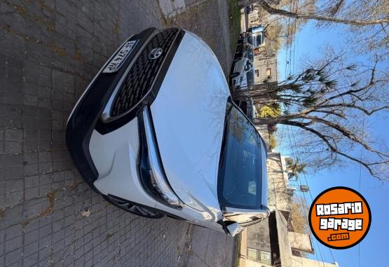 Autos - Toyota Corolla Cross 2022 Electrico / Hibrido 78000Km - En Venta