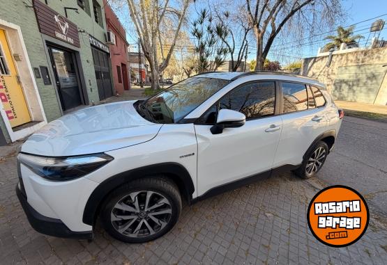 Autos - Toyota Corolla Cross 2022 Electrico / Hibrido 78000Km - En Venta