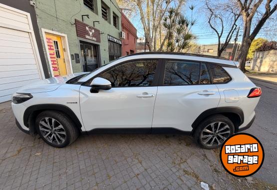 Autos - Toyota Corolla Cross 2022 Electrico / Hibrido 78000Km - En Venta