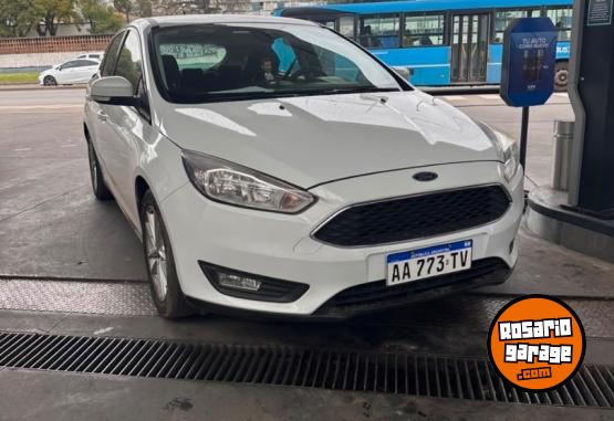 Autos - Ford Focus 3 2016 GNC 94000Km - En Venta