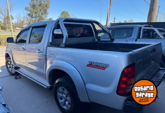 Camionetas - Toyota Hilux DX 2.5 2006 Diesel 380000Km - En Venta