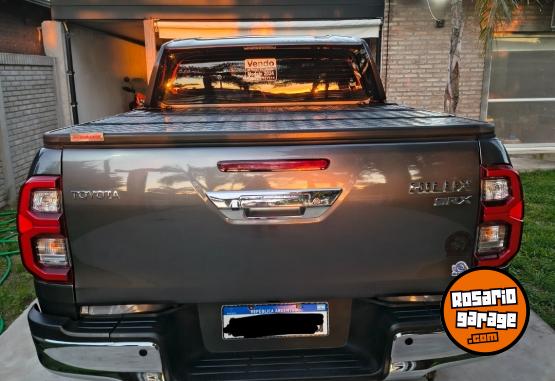 Camionetas - Toyota HILUX 2024 Diesel 60000Km - En Venta