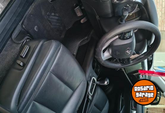 Camionetas - Toyota HILUX 2024 Diesel 60000Km - En Venta
