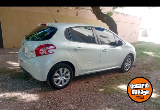 Autos - Peugeot Active 2014 Nafta 82000Km - En Venta