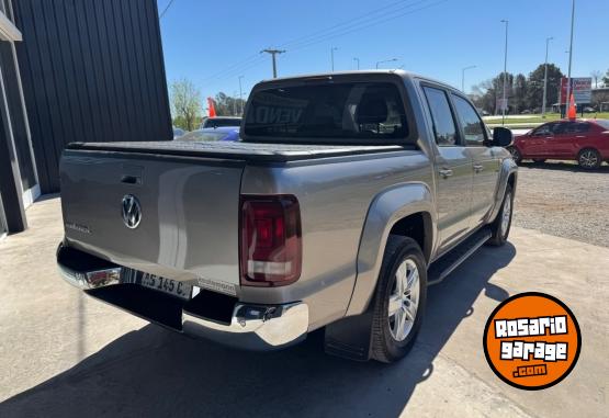 Camionetas - Volkswagen AMAROK HIGHLINE 2.0 180CV 2023 Diesel 120000Km - En Venta