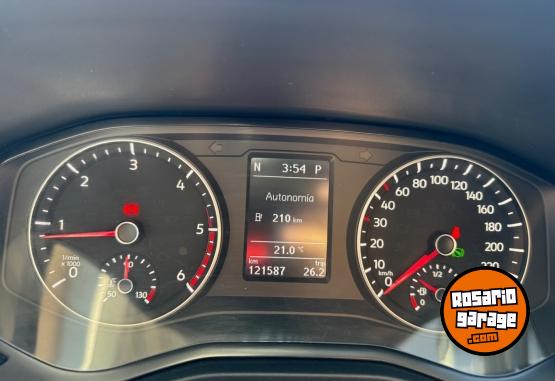 Camionetas - Volkswagen AMAROK HIGHLINE 2.0 180CV 2023 Diesel 120000Km - En Venta