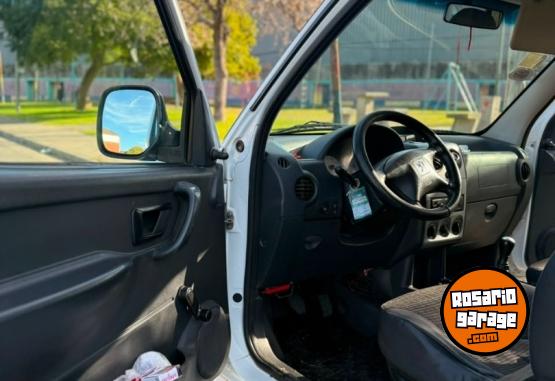 Utilitarios - Peugeot Patner 2015 Nafta 231000Km - En Venta