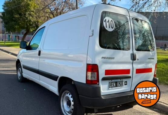 Utilitarios - Peugeot Patner 2015 Nafta 231000Km - En Venta