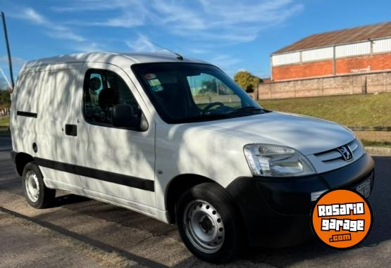 Utilitarios - Peugeot Patner 2015 Nafta 231000Km - En Venta