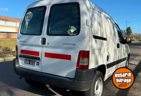 Utilitarios - Peugeot Patner 2015 Nafta 231000Km - En Venta