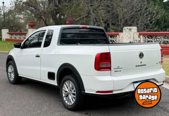 Camionetas - Volkswagen SAVEIRO CABINA EXTENDIDA 2018 Nafta 71000Km - En Venta