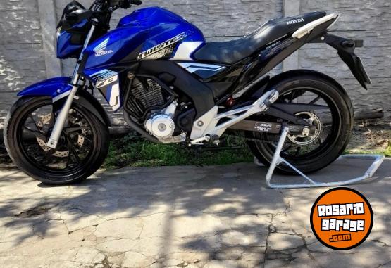 Motos - Honda Cb 250 2022 Nafta 21000Km - En Venta