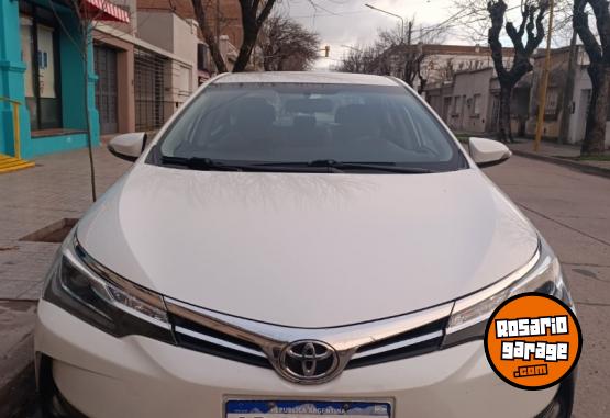 Autos - Toyota Corolla 2017 Nafta 150000Km - En Venta