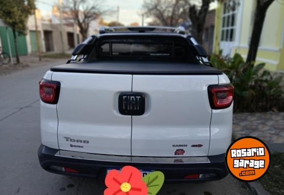 Autos - Fiat Fiat Toro volcano ranch 2020 Diesel 67000Km - En Venta