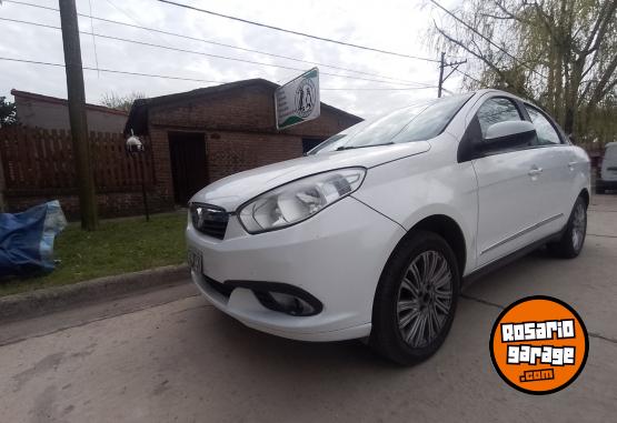 Autos - Fiat Gran Siena 2014 Nafta 130000Km - En Venta