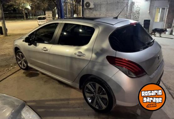 Autos - Peugeot 308 Allure plus 2018 Diesel 161000Km - En Venta