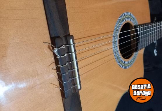 Instrumentos Musicales - Hermosa Electrocriolla IMPECABLE - En Venta