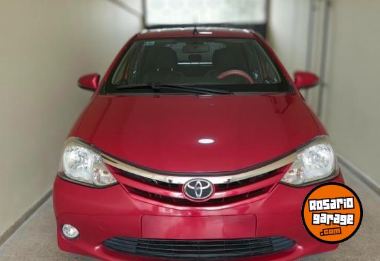 Autos - Toyota Etios XLS 5 ptas 2017 Nafta 100000Km - En Venta