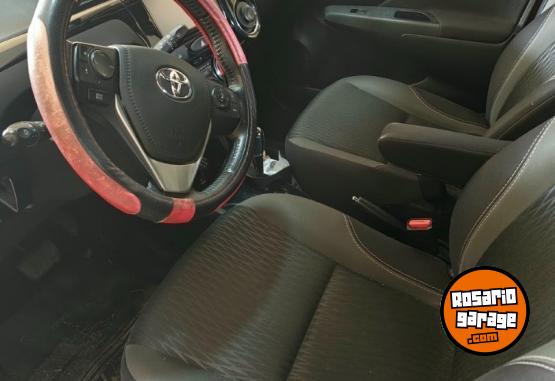 Autos - Toyota Etios XLS 5 ptas 2017 Nafta 100000Km - En Venta