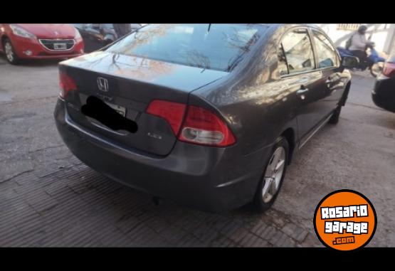Autos - Honda Civic lxs 2010 Nafta 210000Km - En Venta