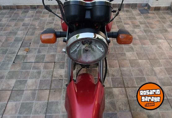 Motos - Suzuki EN 125 2A 2018 Nafta 44000Km - En Venta