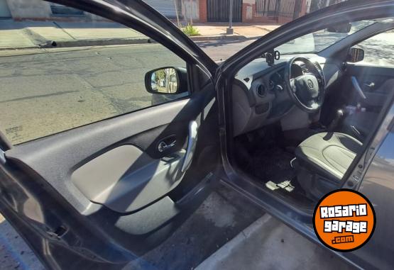 Autos - Renault Logan 2017 Nafta 62469Km - En Venta