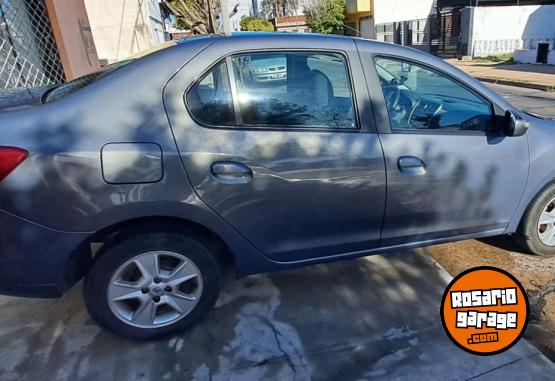 Autos - Renault Logan 2017 Nafta 62469Km - En Venta
