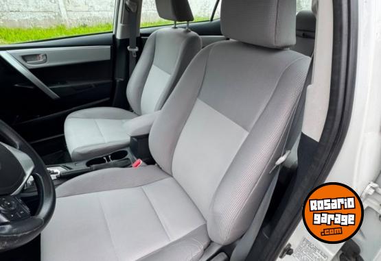 Autos - Toyota Corolla 2015 Nafta 140000Km - En Venta