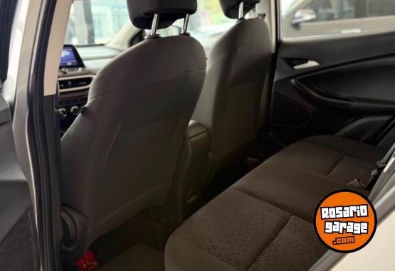 Camionetas - Chevrolet Tracker 2023 Nafta 65000Km - En Venta