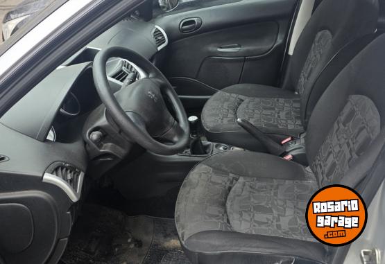 Autos - Peugeot 207 2011 Nafta 130000Km - En Venta