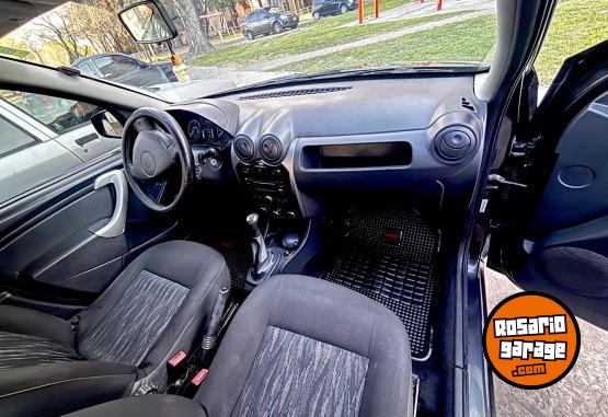 Autos - Renault Sandero 1.6 8V Pack Plus 2011 GNC 196000Km - En Venta