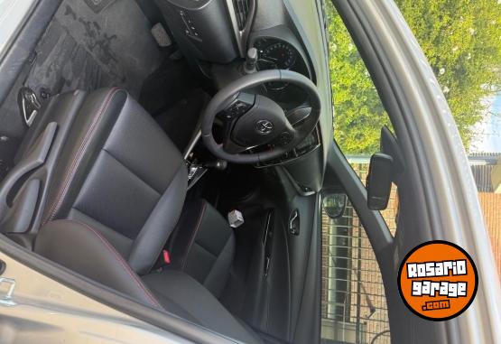 Autos - Toyota Yaris S 2025 Nafta 2191Km - En Venta