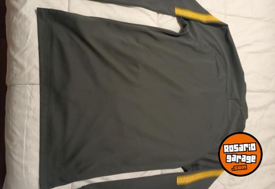 Indumentaria - Campera Nike Original 2018 de Rosario Central Talle S Impecable Estado. Venta o Canje - En Venta