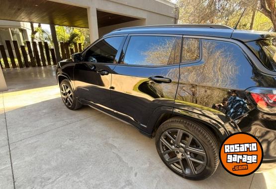 Camionetas - Jeep Compass SERIE S 2025 Nafta 18000Km - En Venta