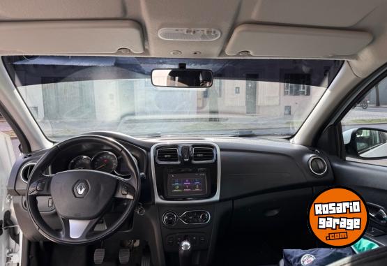 Autos - Renault Sandero privilege 2016 Nafta 75000Km - En Venta