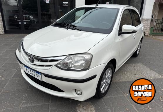 Autos - Toyota Etios 2016 Nafta 92000Km - En Venta