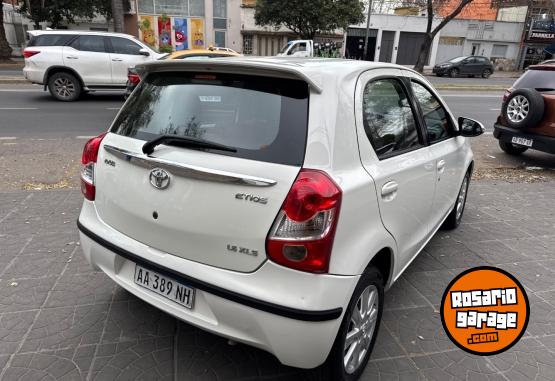 Autos - Toyota Etios 2016 Nafta 92000Km - En Venta