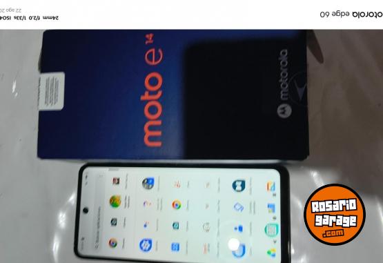 Telefon�a - Vendo celular Motorola - En Venta