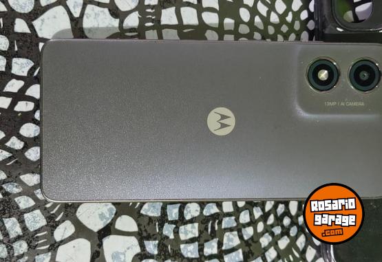 Telefon�a - Vendo celular Motorola - En Venta