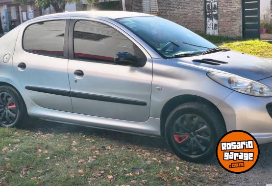 Autos - Peugeot 207 2011 Nafta 107000Km - En Venta