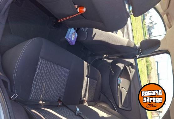 Autos - Ford Ka S 2016 Nafta 98800Km - En Venta