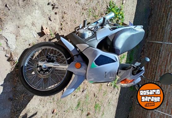 Motos - Motomel Bliz 2026 Nafta 5Km - En Venta