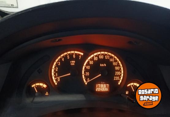 Autos - Chevrolet MERIVA 1.8 GL 2004 Nafta 204000Km - En Venta