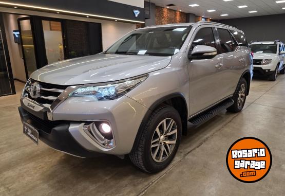 Camionetas - Toyota SW4 SRX 2.8L AT 2016 2016 Diesel 212000Km - En Venta