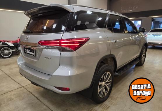 Camionetas - Toyota SW4 SRX 2.8L AT 2016 2016 Diesel 212000Km - En Venta