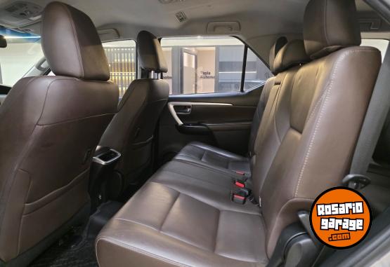 Camionetas - Toyota SW4 SRX 2.8L AT 2016 2016 Diesel 212000Km - En Venta