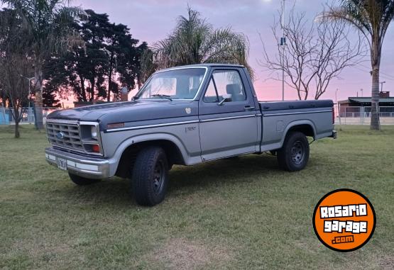Camionetas - Ford F100 motor Deutz 1986 Diesel 111111Km - En Venta