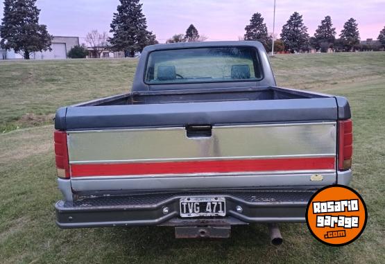Camionetas - Ford F100 motor Deutz 1986 Diesel 111111Km - En Venta