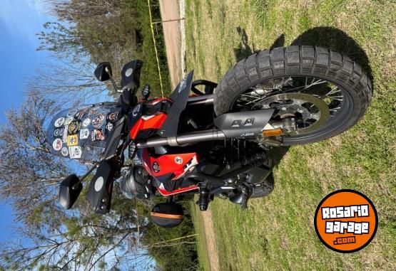 Motos - Zontes 155 2025 Nafta 6700Km - En Venta